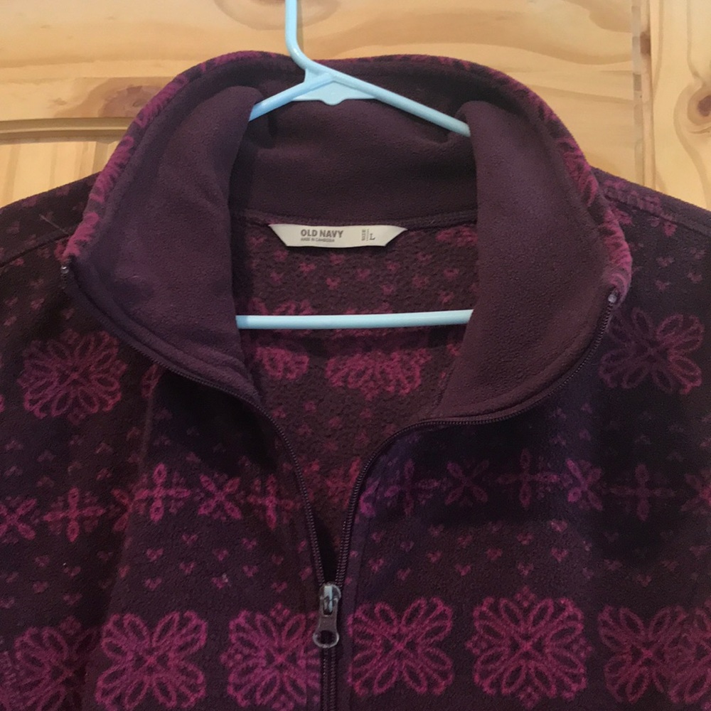 Fleece - Picture 2 of 3